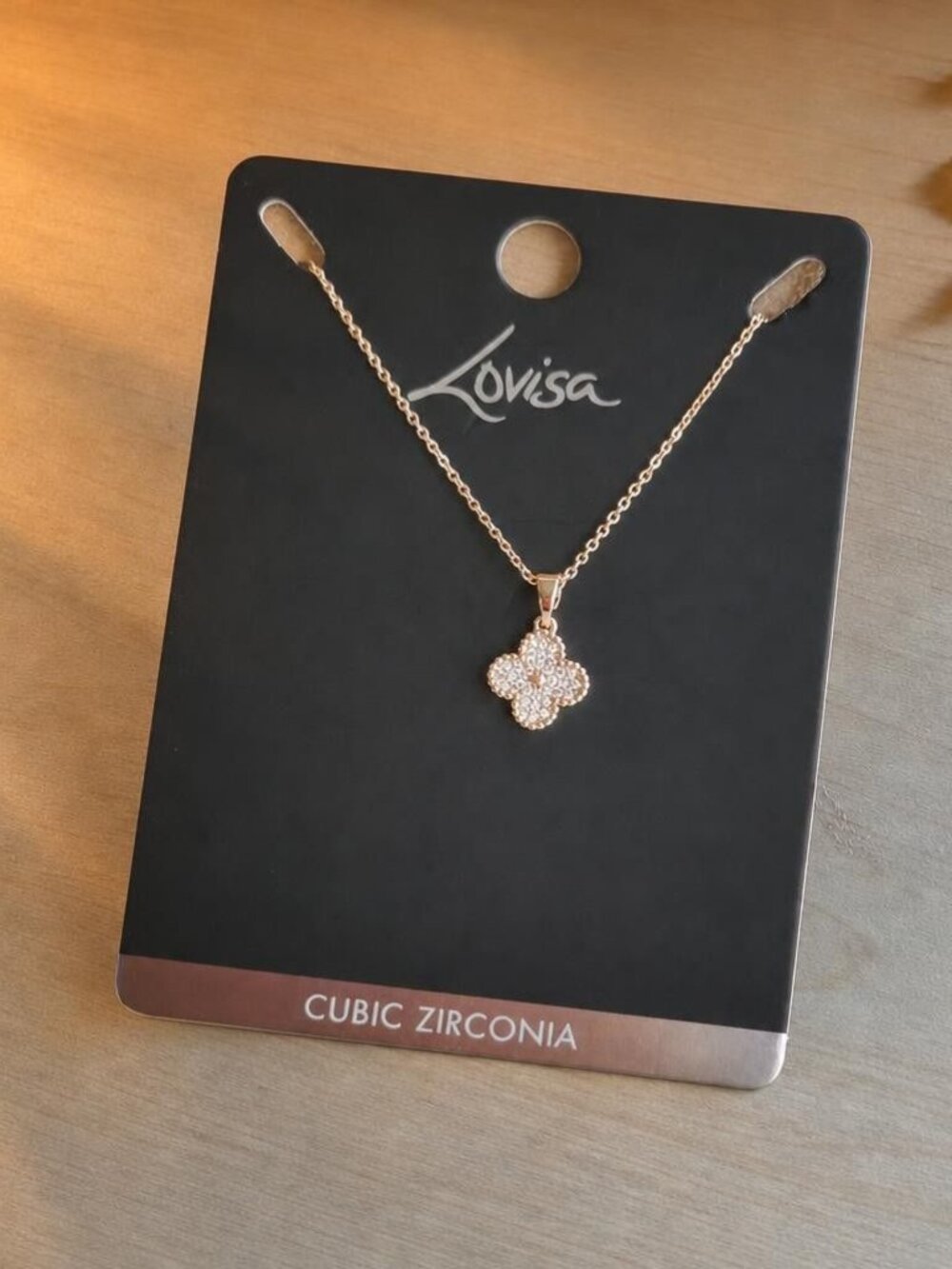 Lovisa Gold Clover Pendant Necklace